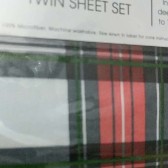 Cynthia Rowley Plaid Twin Sheet Set Red/ Green /WT - Picture 4 of 6